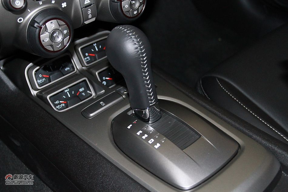 2011款雪佛兰科迈罗