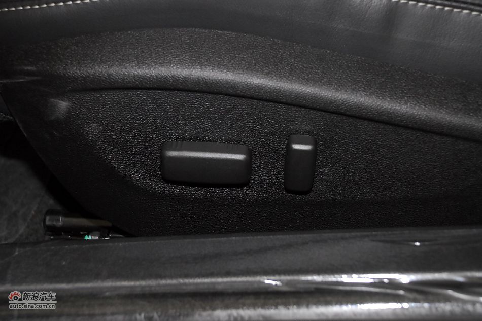 2011款雪佛兰科迈罗