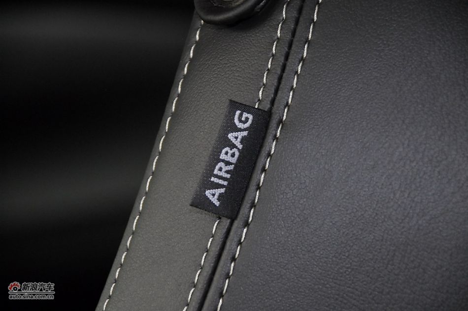 2011款雪佛兰科迈罗