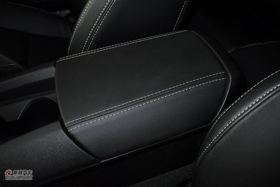 2011款雪佛兰科迈罗