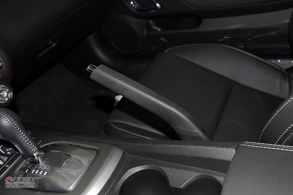 2011款雪佛兰科迈罗