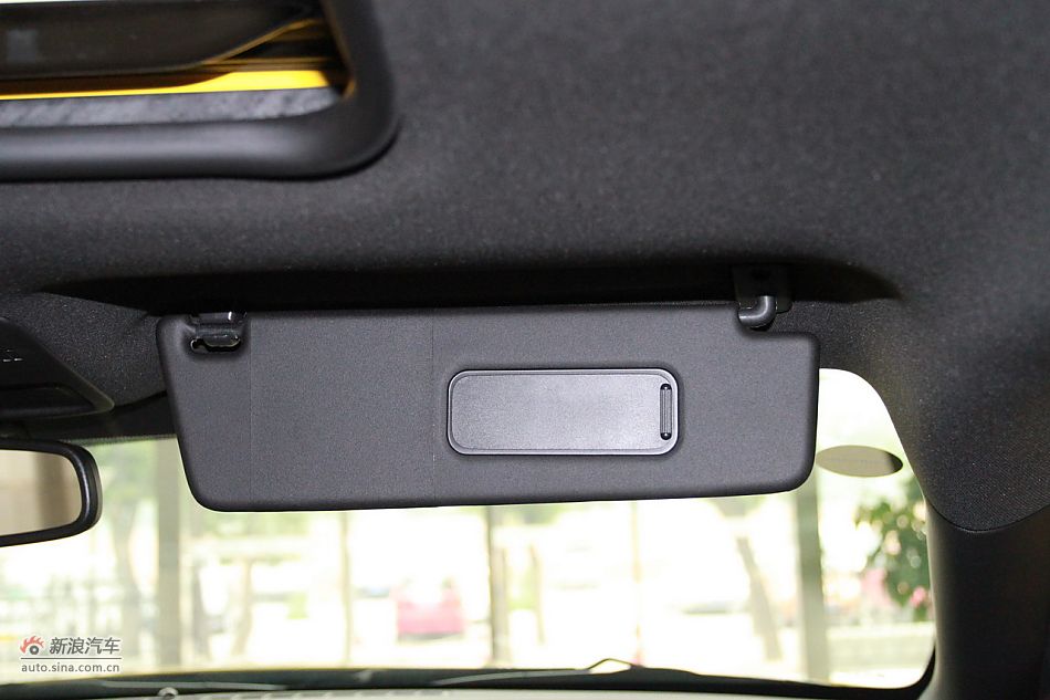 2011款雪佛兰科迈罗