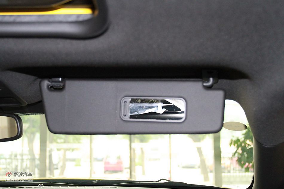 2011款雪佛兰科迈罗