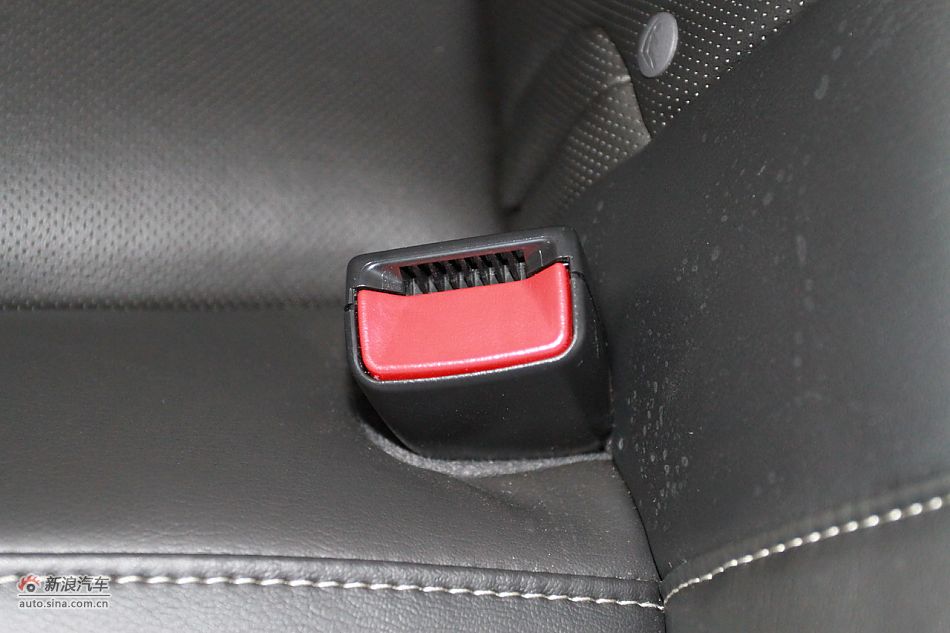 2011款雪佛兰科迈罗