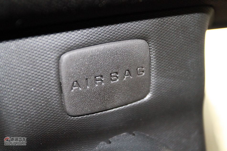 2011款雪佛兰科迈罗