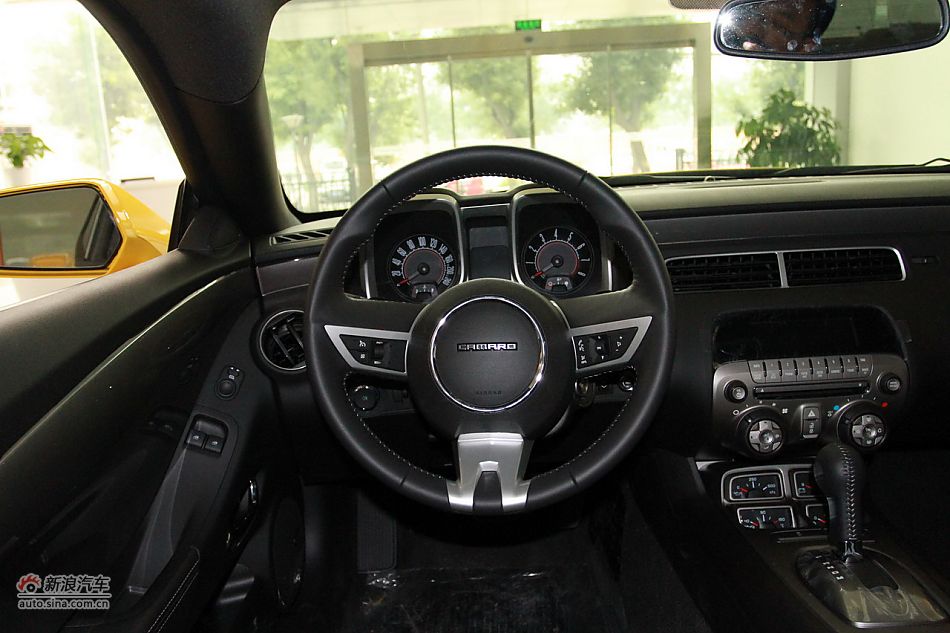 2011款雪佛兰科迈罗