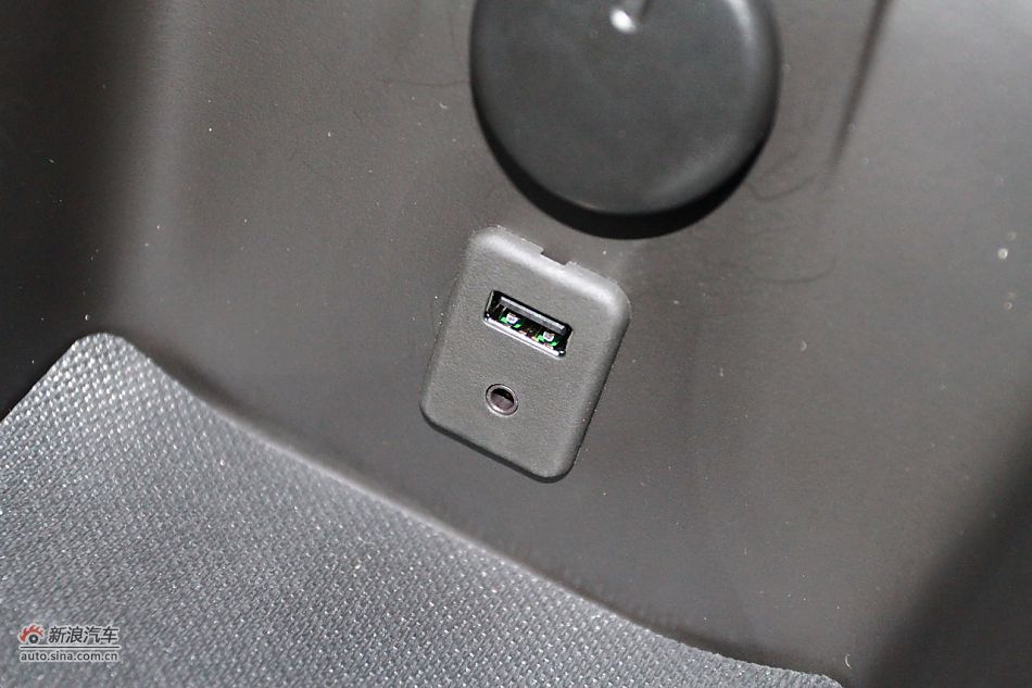 2011款雪佛兰科迈罗