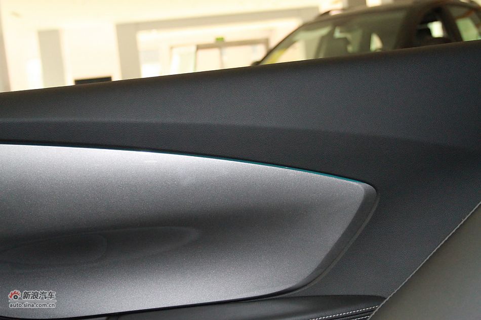 2011款雪佛兰科迈罗