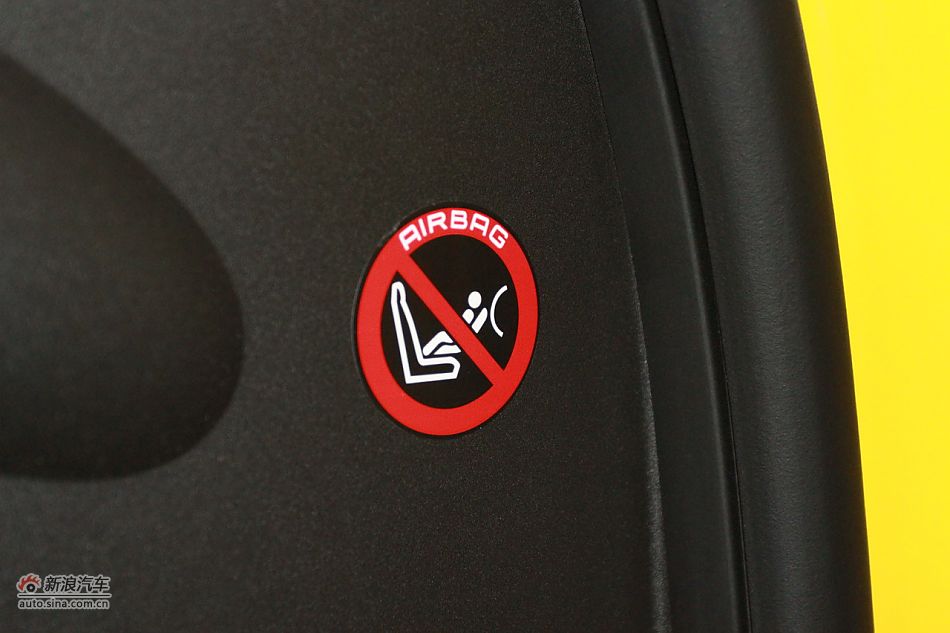 2011款雪佛兰科迈罗