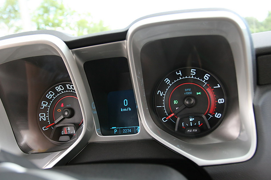 雪佛兰Camaro 6.2L自动挡1SS内饰图片