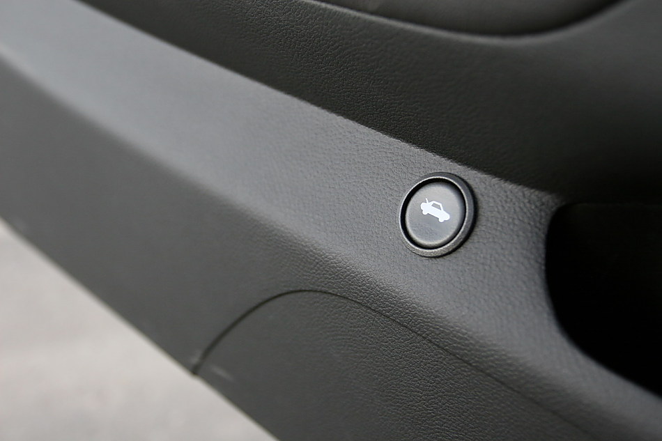 雪佛兰Camaro 6.2L自动挡1SS内饰图片