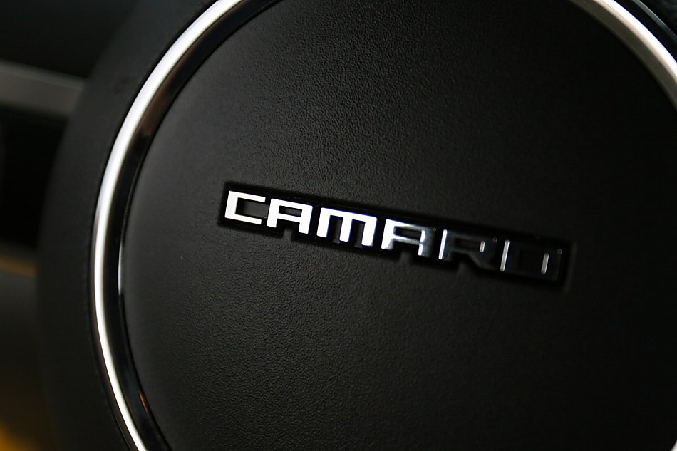 雪佛兰Camaro 6.2L自动挡1SS内饰图片