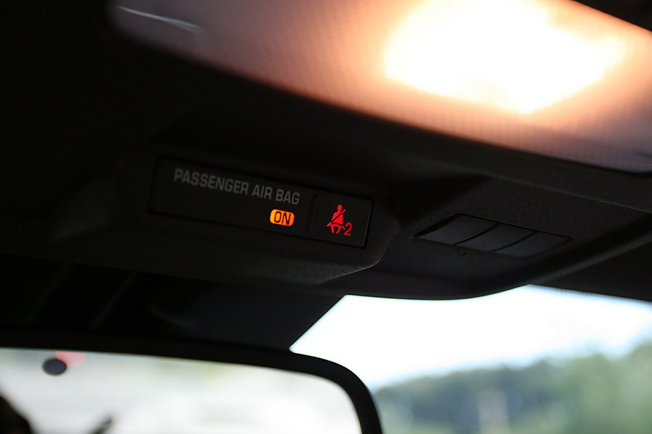 雪佛兰Camaro 6.2L自动挡1SS内饰图片