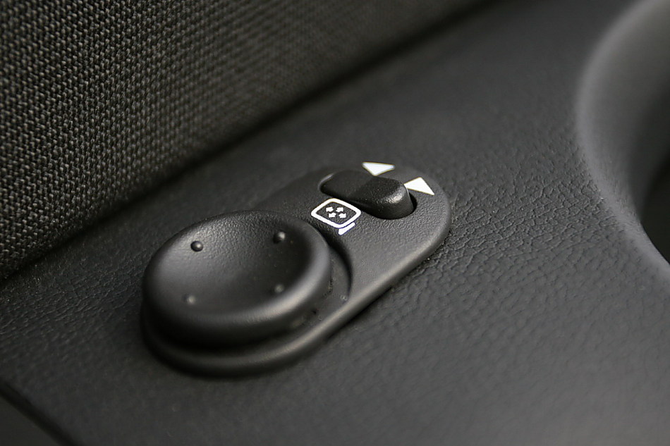 雪佛兰Camaro 6.2L自动挡1SS内饰图片