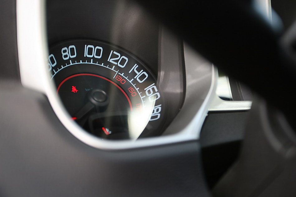 雪佛兰Camaro 6.2L自动挡1SS内饰图片