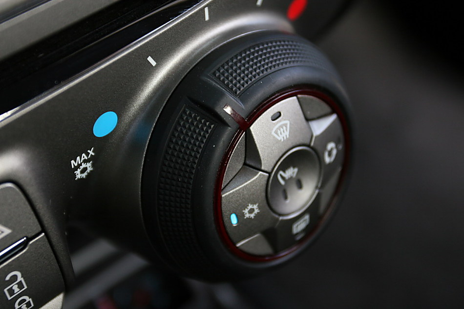 雪佛兰Camaro 6.2L自动挡1SS内饰图片