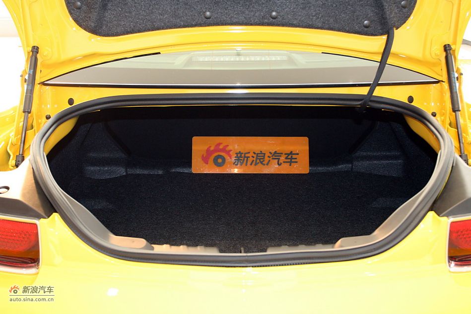 2012款雪佛兰科迈罗变形金刚限量版