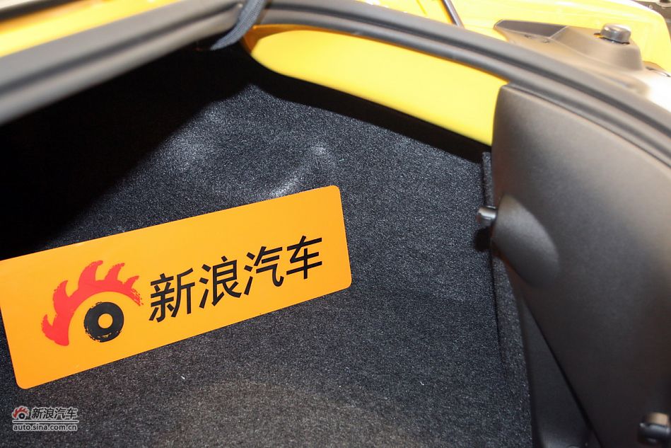 2012款雪佛兰科迈罗变形金刚限量版