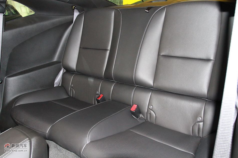 2011款雪佛兰科迈罗