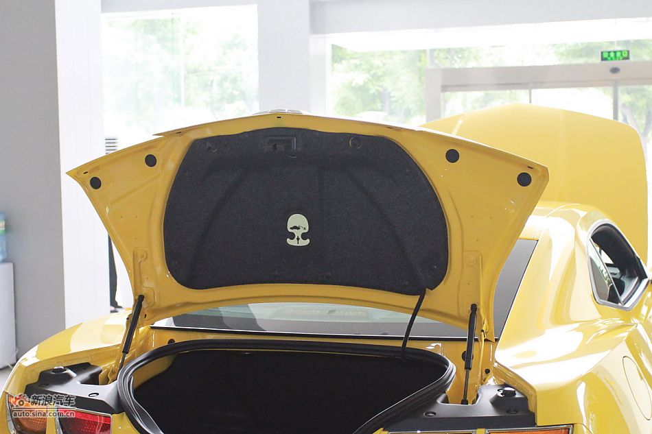 2011款雪佛兰科迈罗