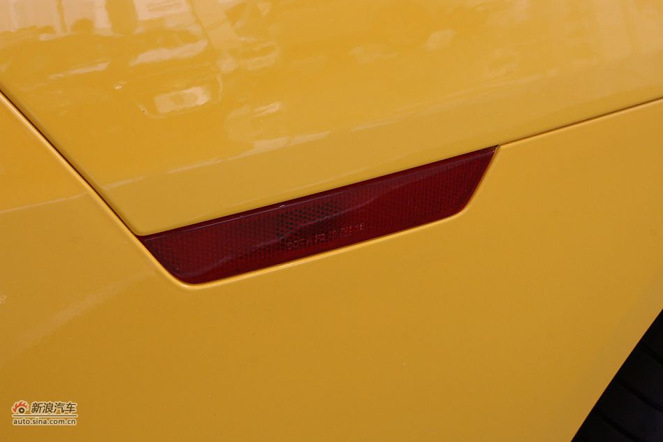 2012款雪佛兰科迈罗变形金刚限量版