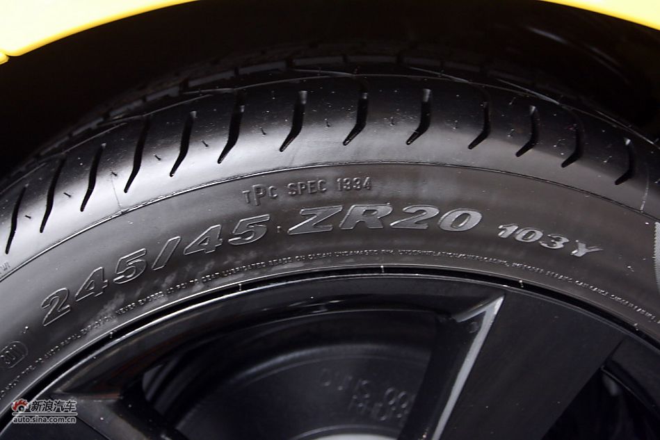 2012款雪佛兰科迈罗变形金刚限量版