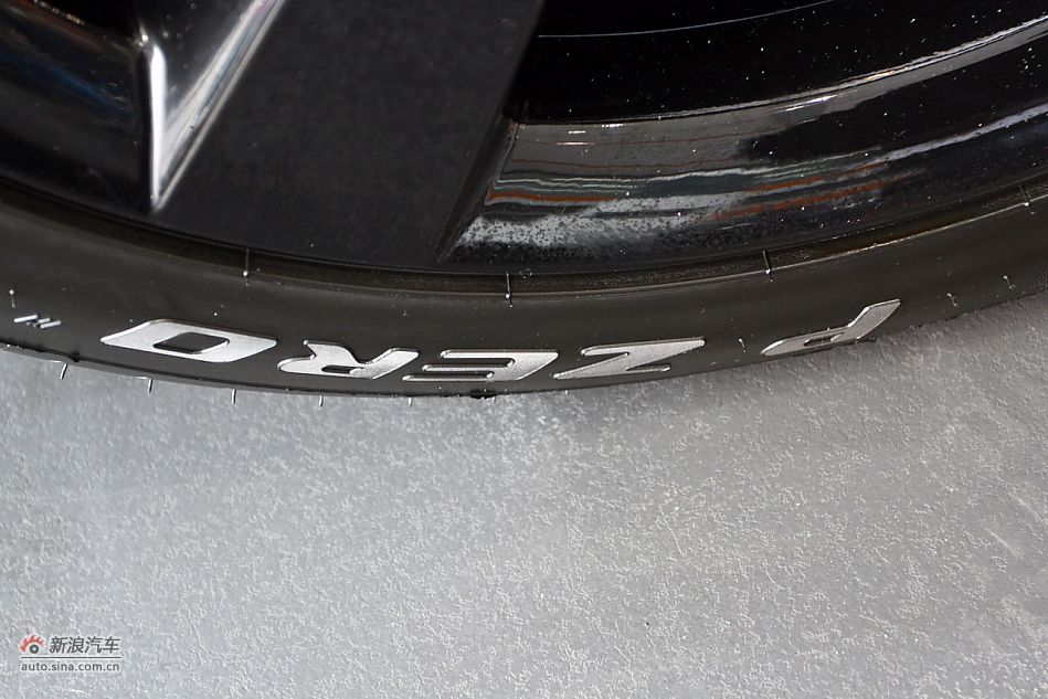 2012款雪佛兰科迈罗变形金刚限量版