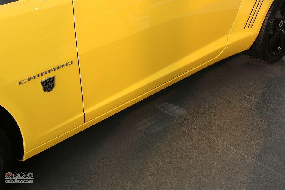 2012款雪佛兰科迈罗变形金刚限量版