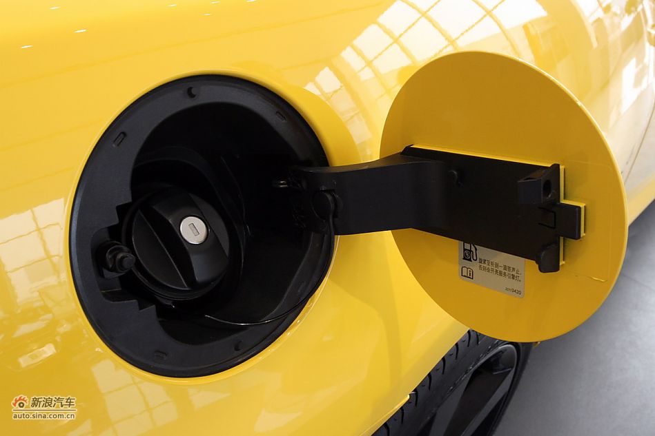 2012款雪佛兰科迈罗变形金刚限量版