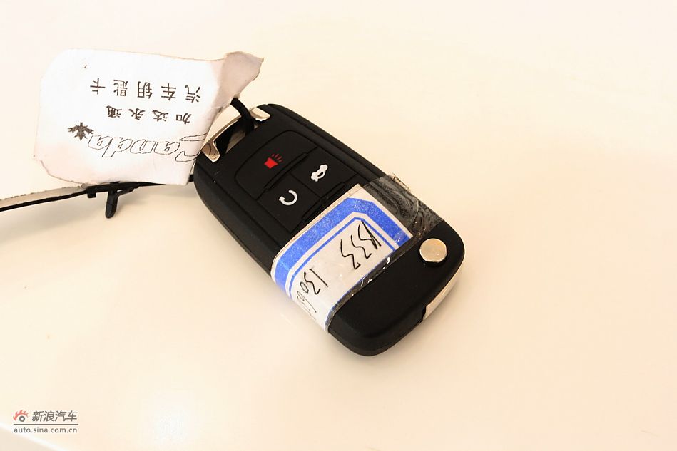 2012款雪佛兰科迈罗变形金刚限量版