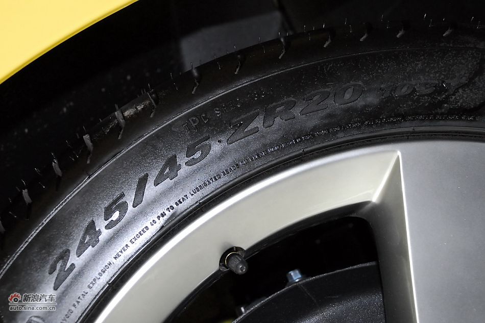 2011款雪佛兰科迈罗