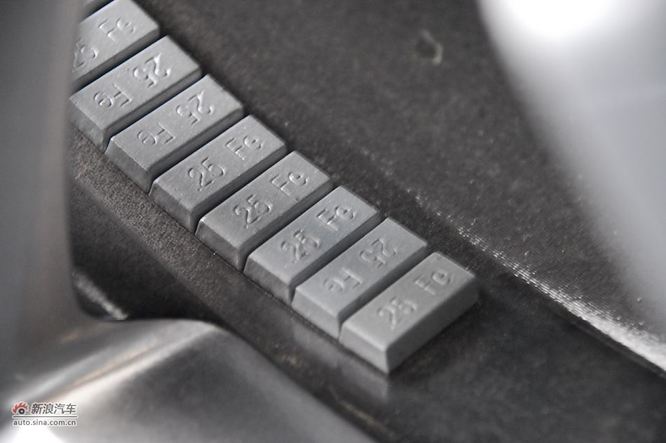 2011款雪佛兰科迈罗