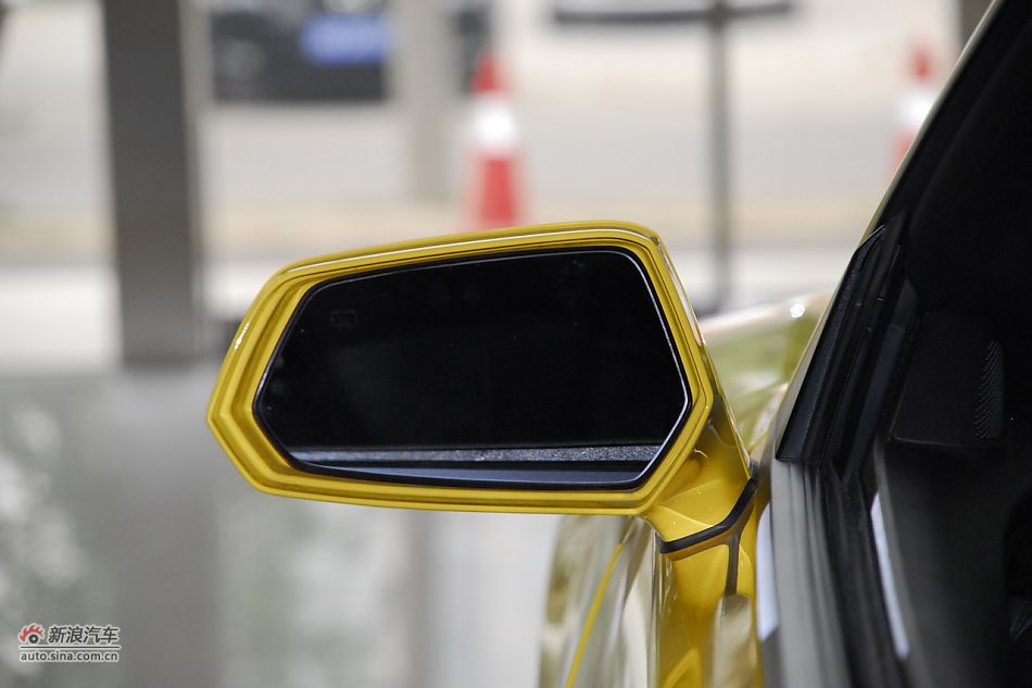 2011款雪佛兰科迈罗