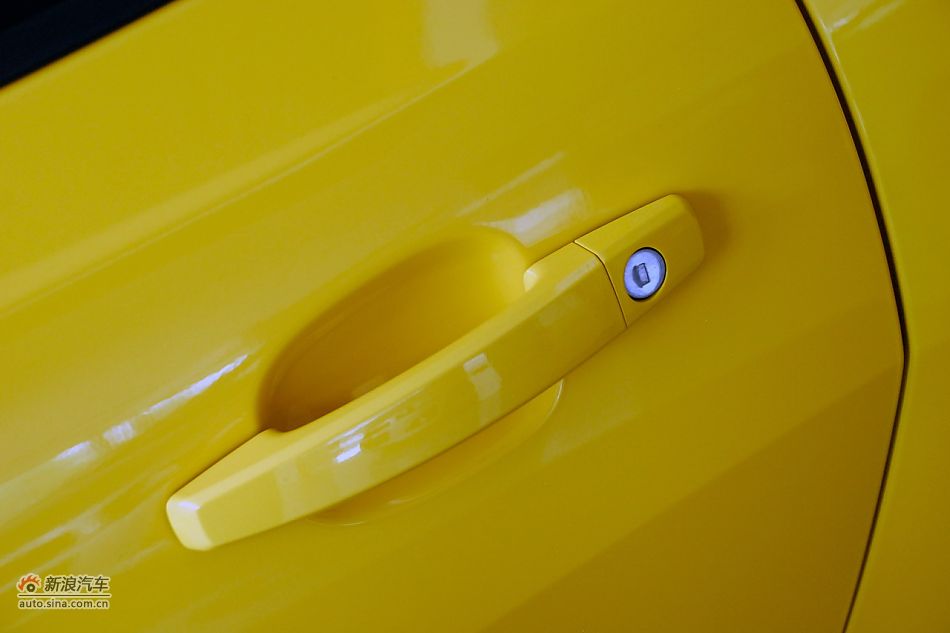 2011款雪佛兰科迈罗