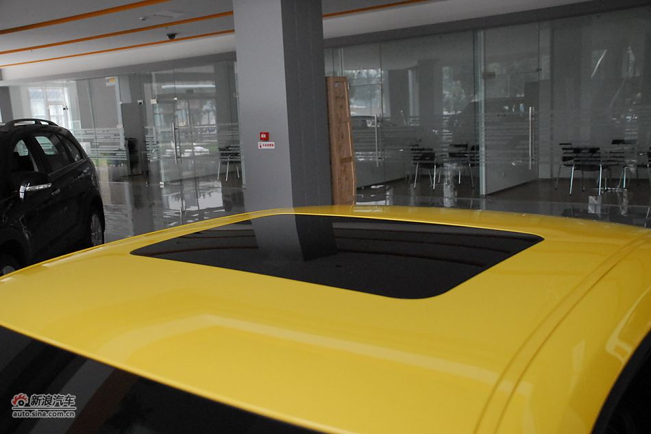 2011款雪佛兰科迈罗