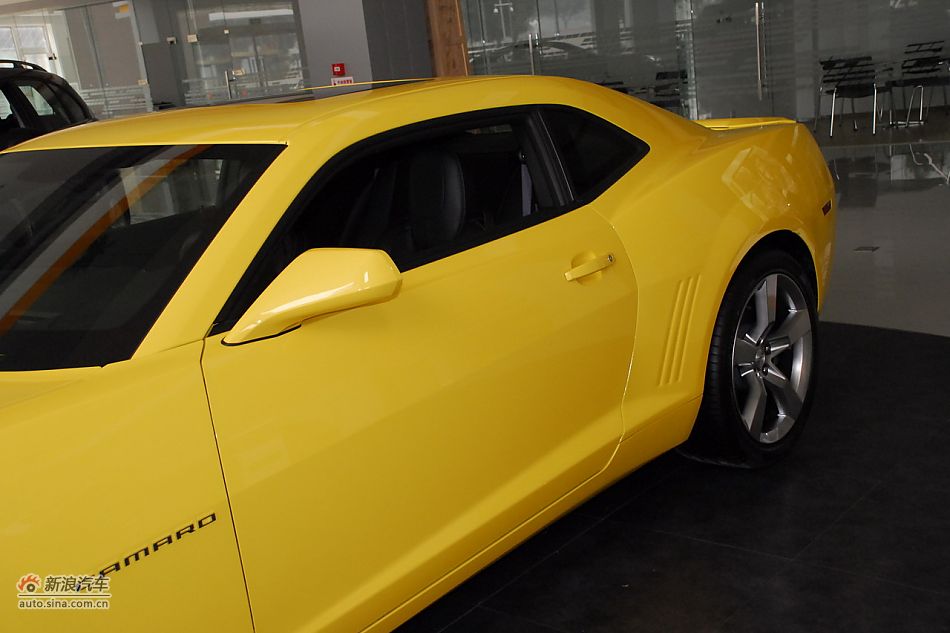 2011款雪佛兰科迈罗