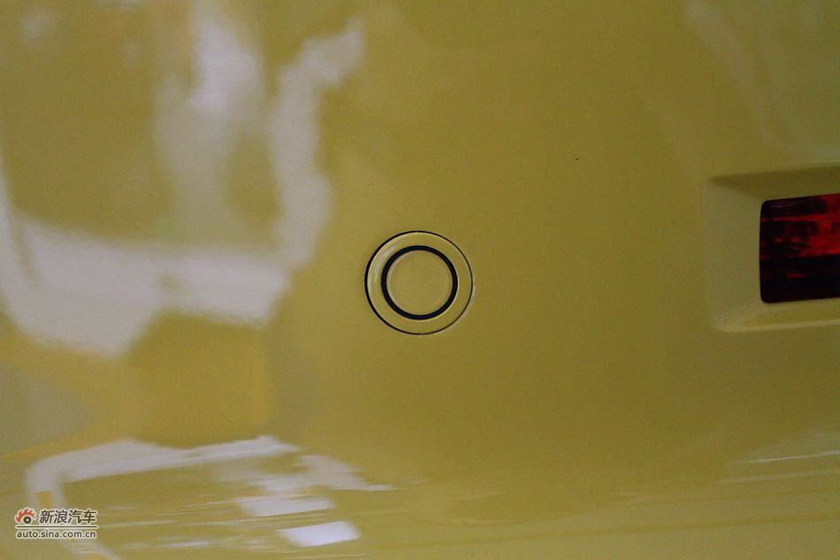 2011款雪佛兰科迈罗