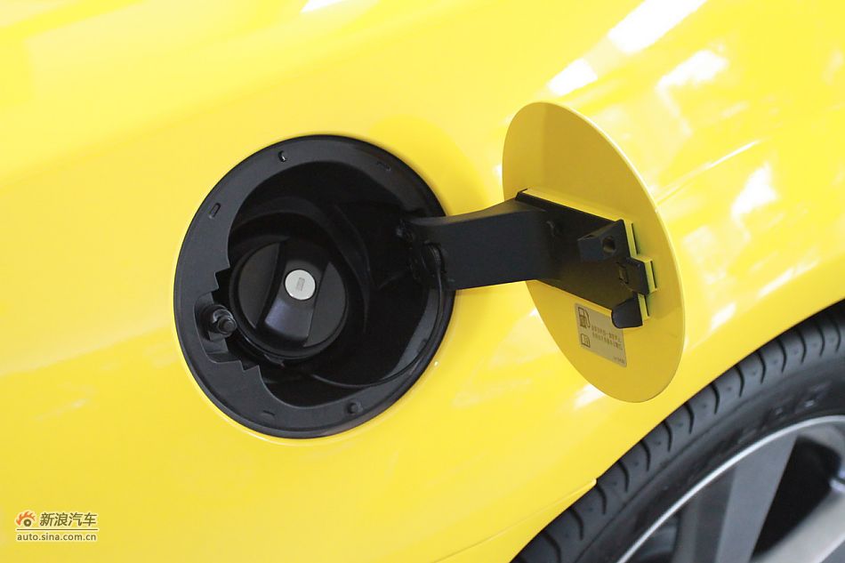 2011款雪佛兰科迈罗