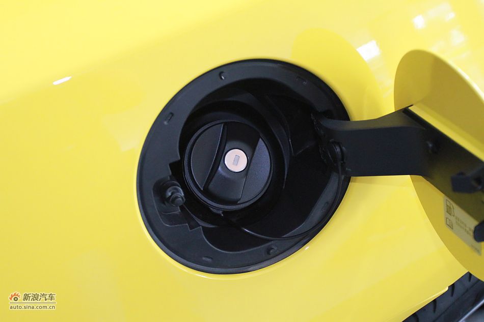 2011款雪佛兰科迈罗