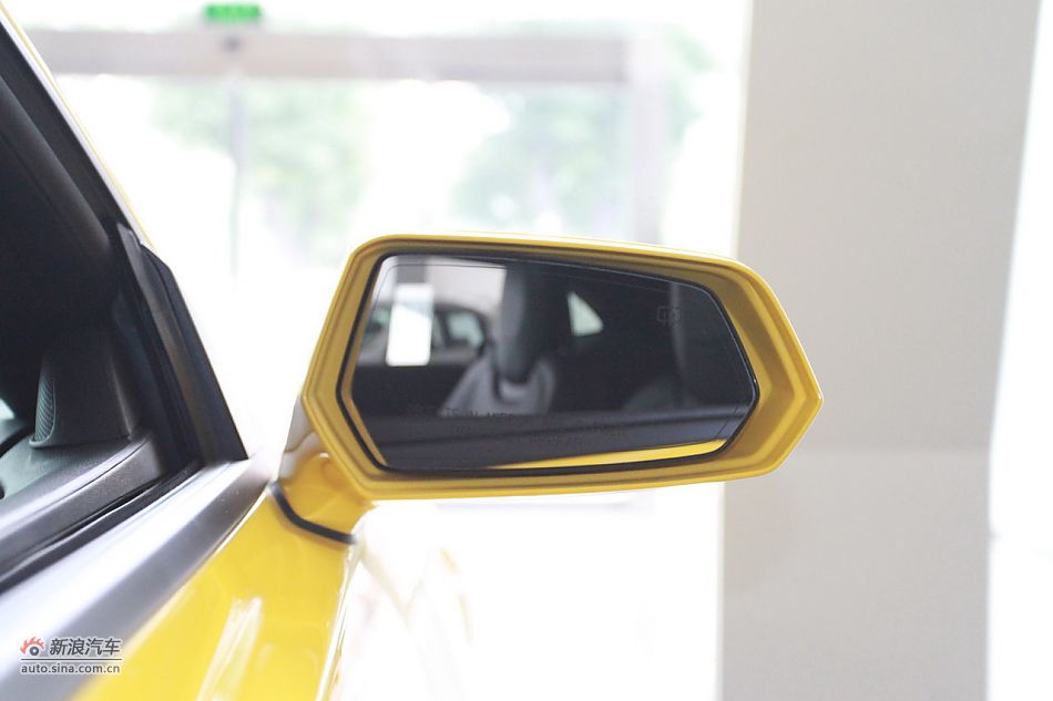 2011款雪佛兰科迈罗