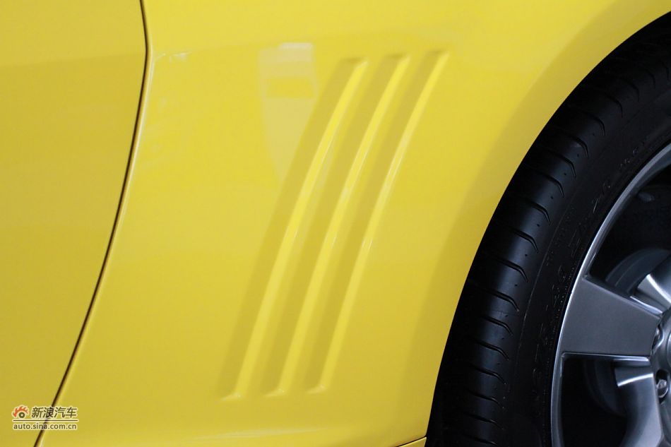 2011款雪佛兰科迈罗