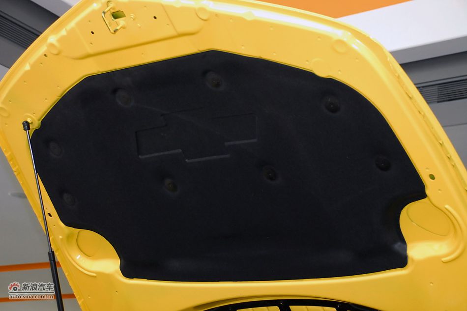 2011款雪佛兰科迈罗