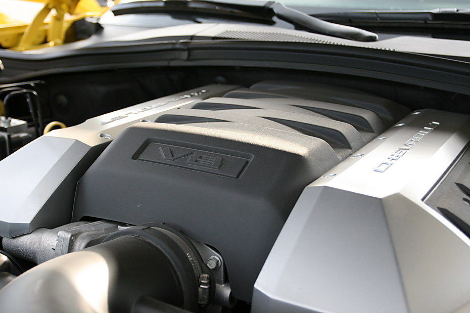 雪佛兰Camaro 6.2L自动挡1SS引擎图片