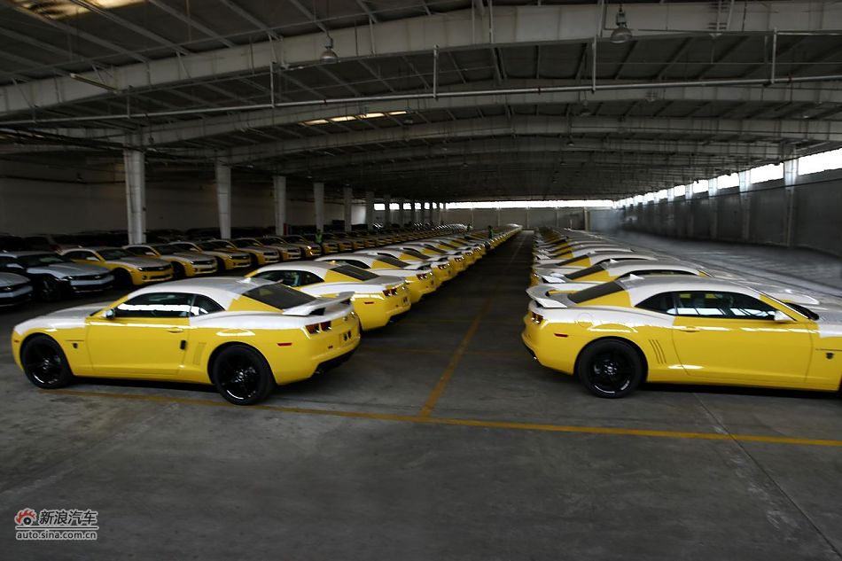 2012款雪佛兰科迈罗3.6L变形金刚限量版官方实拍图