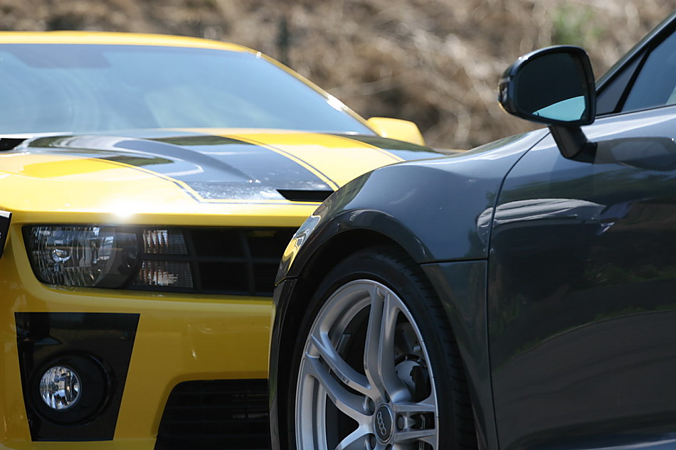 奥迪R8对比雪佛兰Camaro