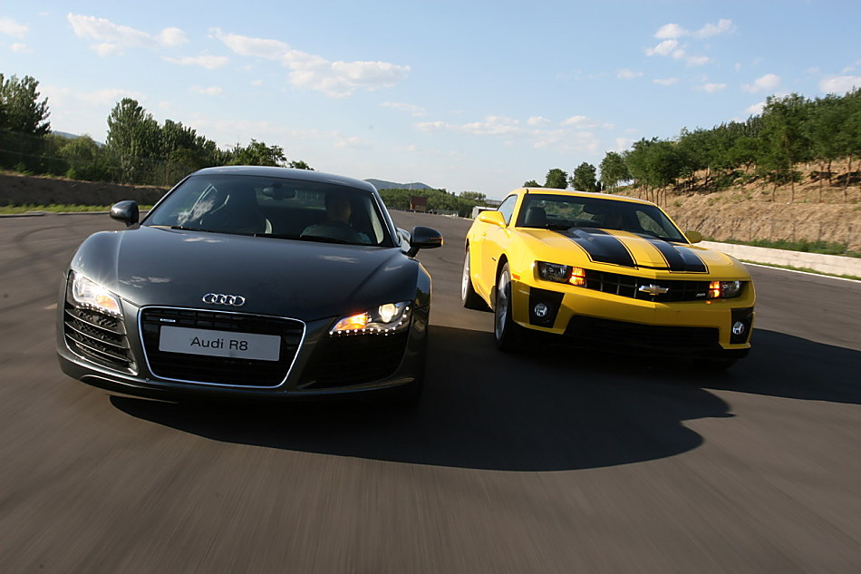 奥迪R8对比雪佛兰Camaro