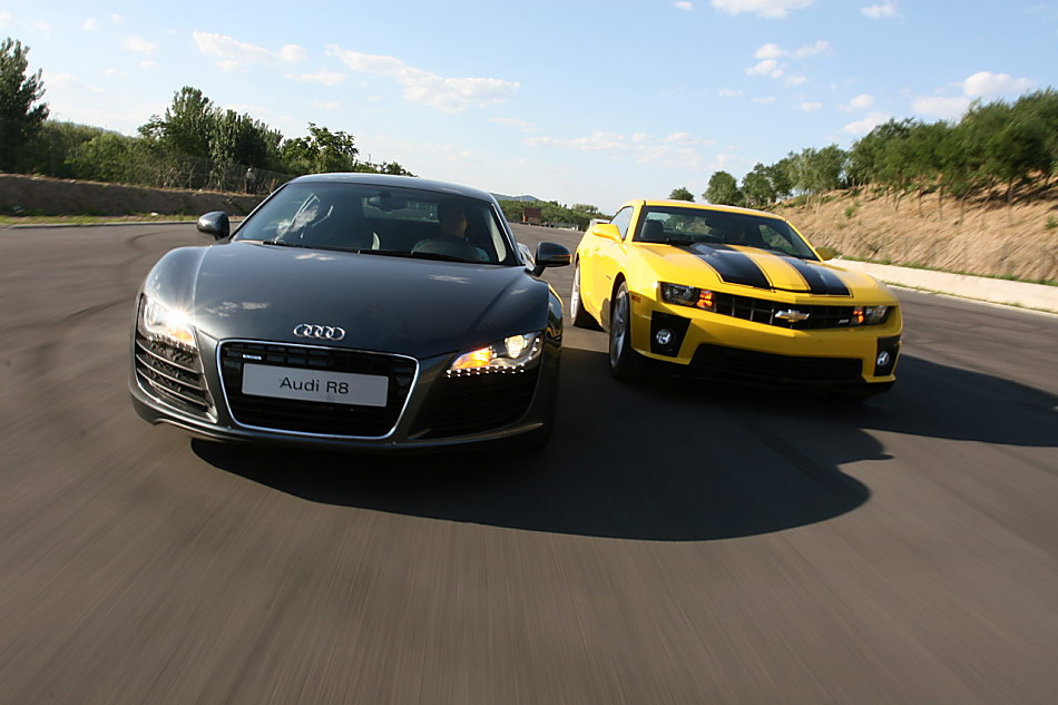 奥迪R8对比雪佛兰Camaro