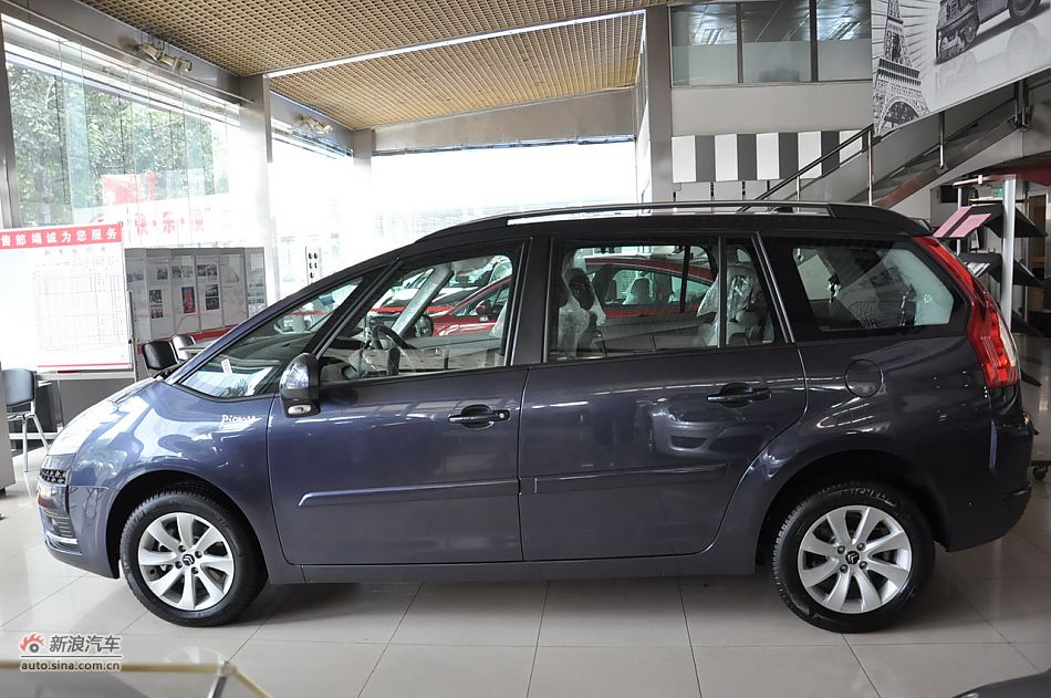 2009款大C4毕加索2.0自动豪华型实拍