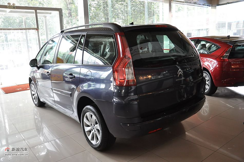 2009款大C4毕加索2.0自动豪华型实拍