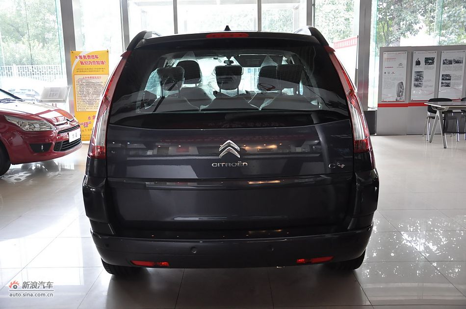 2009款大C4毕加索2.0自动豪华型实拍
